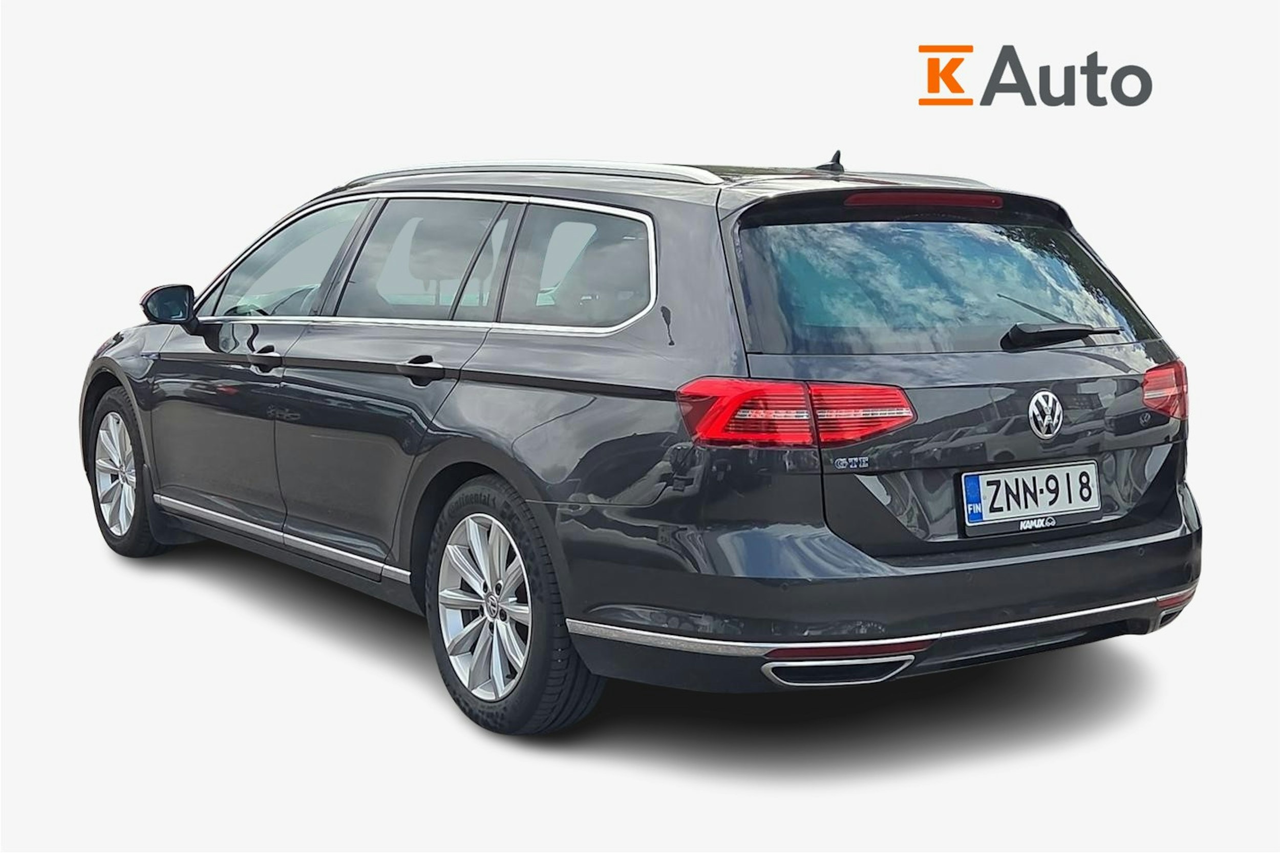 harmaa Volkswagen Passat 2017 kuva 2.