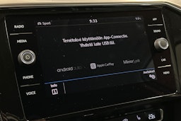 valkoinen Volkswagen Passat 2018 kuva 23.