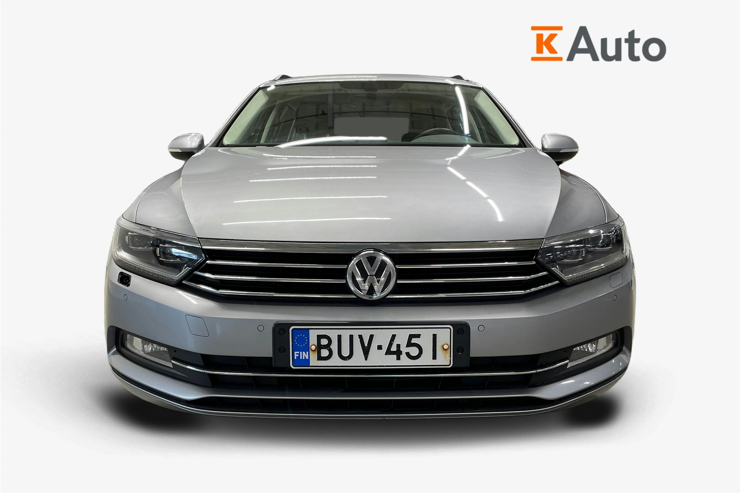 sininen Volkswagen Passat 2018 kuva 5.