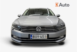 sininen Volkswagen Passat 2018 kuva 5.