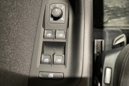 sininen Volkswagen Passat 2018 kuva 25.