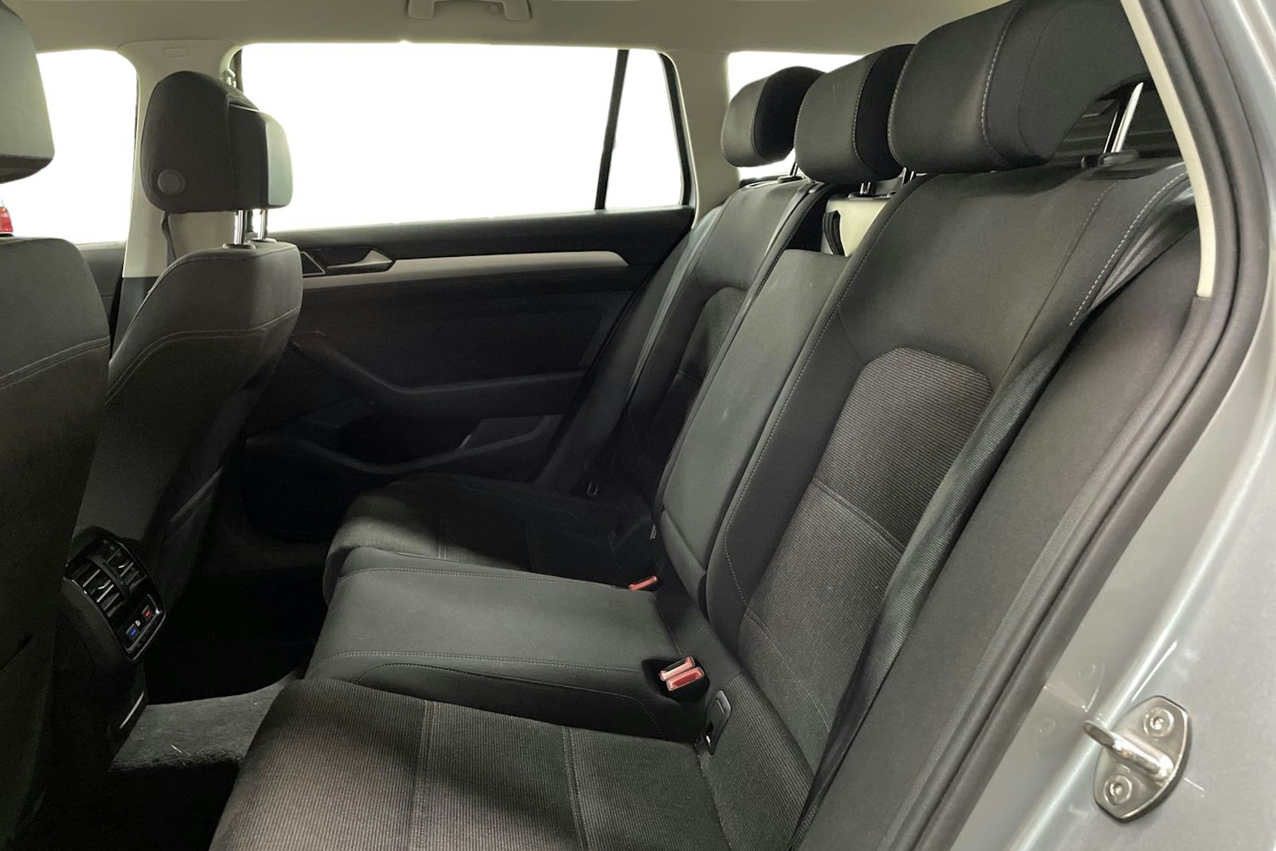 hopea Volkswagen Passat 2018 kuva 10.