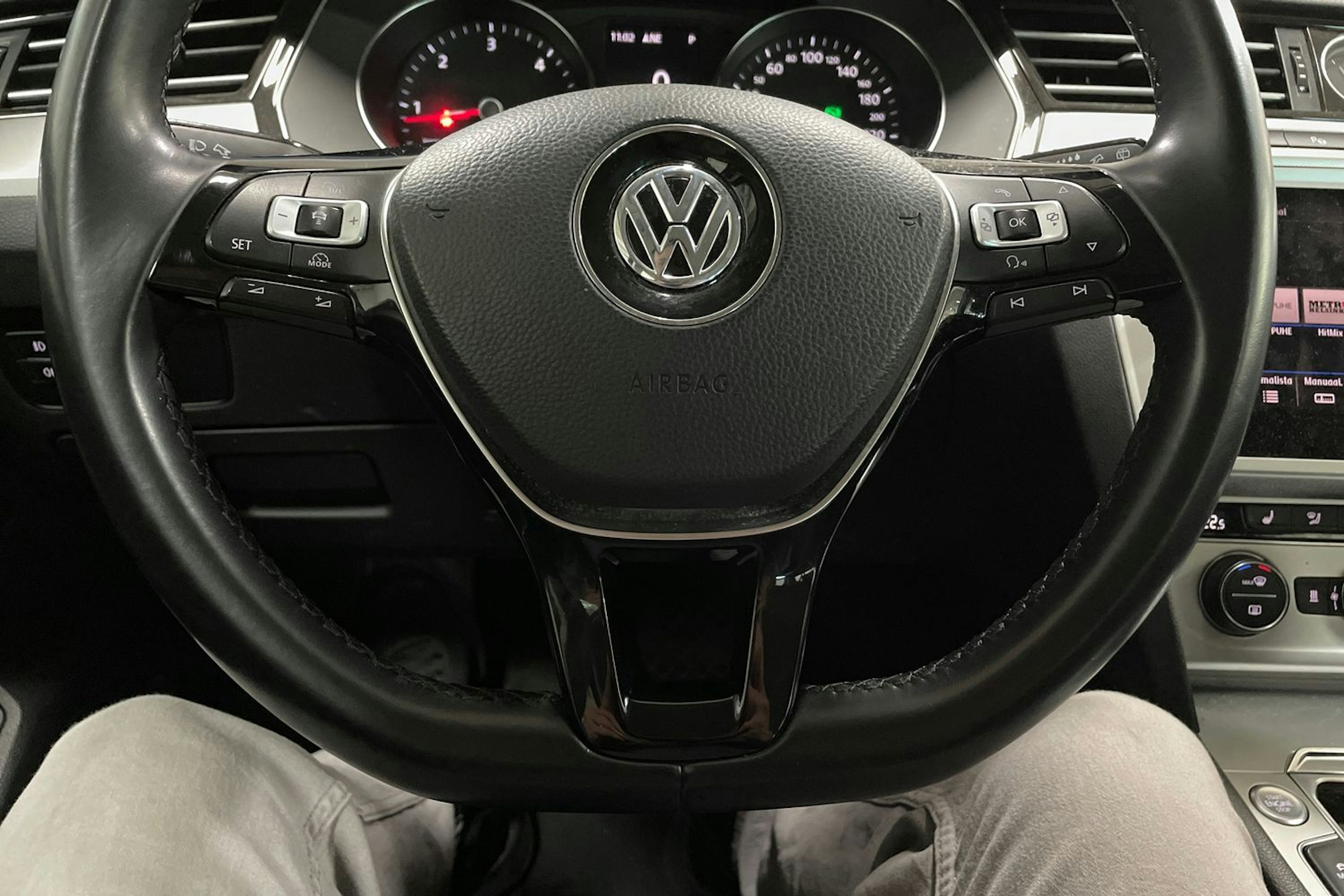 hopea Volkswagen Passat 2018 kuva 15.