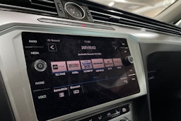 hopea Volkswagen Passat 2018 kuva 17.