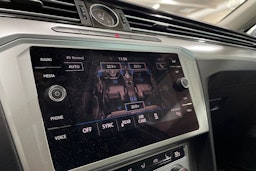 hopea Volkswagen Passat 2018 kuva 23.
