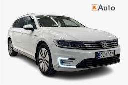 Valkoinen Volkswagen PASSAT 2018 kuva 1.