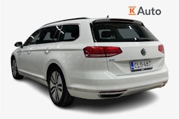 Valkoinen Volkswagen PASSAT 2018 kuva 2.