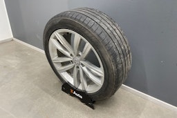 Valkoinen Volkswagen PASSAT 2018 kuva 14.