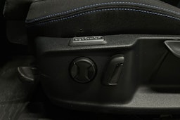 Valkoinen Volkswagen PASSAT 2018 kuva 28.