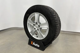 valkoinen Volkswagen Passat 2018 kuva 13.