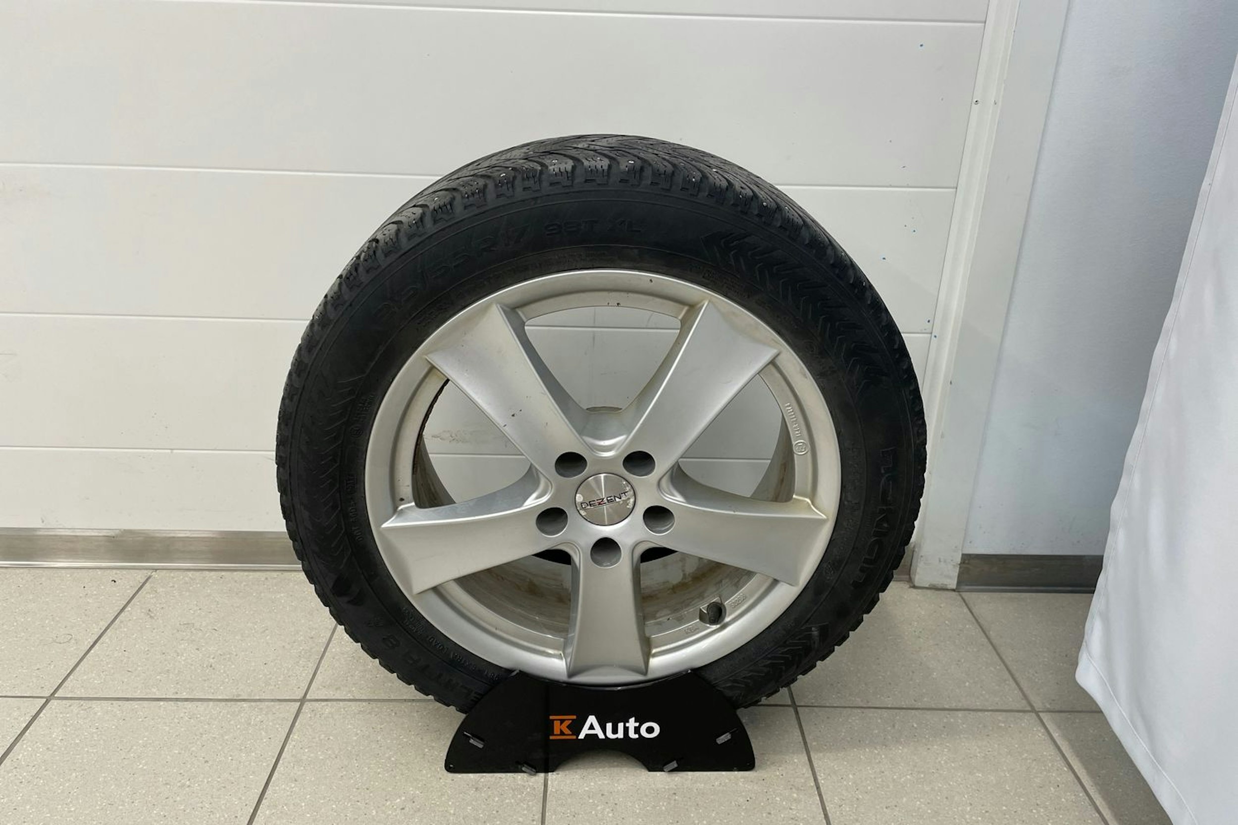 Harmaa Volkswagen PASSAT 2018 kuva 23.