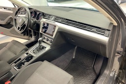 Harmaa Volkswagen PASSAT 2018 kuva 25.