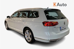 Valkoinen Volkswagen PASSAT 2018 kuva 2.