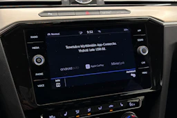 valkoinen Volkswagen Passat 2018 kuva 31.
