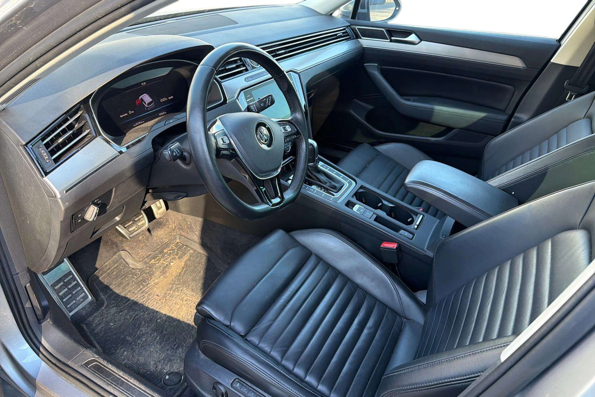 hopea Volkswagen Passat 2018 kuva 3.