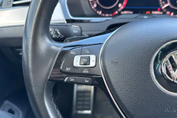 Hopea Volkswagen PASSAT 2018 kuva 6.