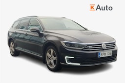 musta Volkswagen Passat 2018 kuva 1.