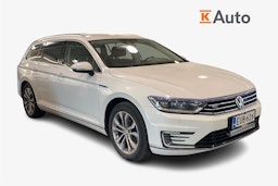 valkoinen Volkswagen Passat 2018 kuva 1.