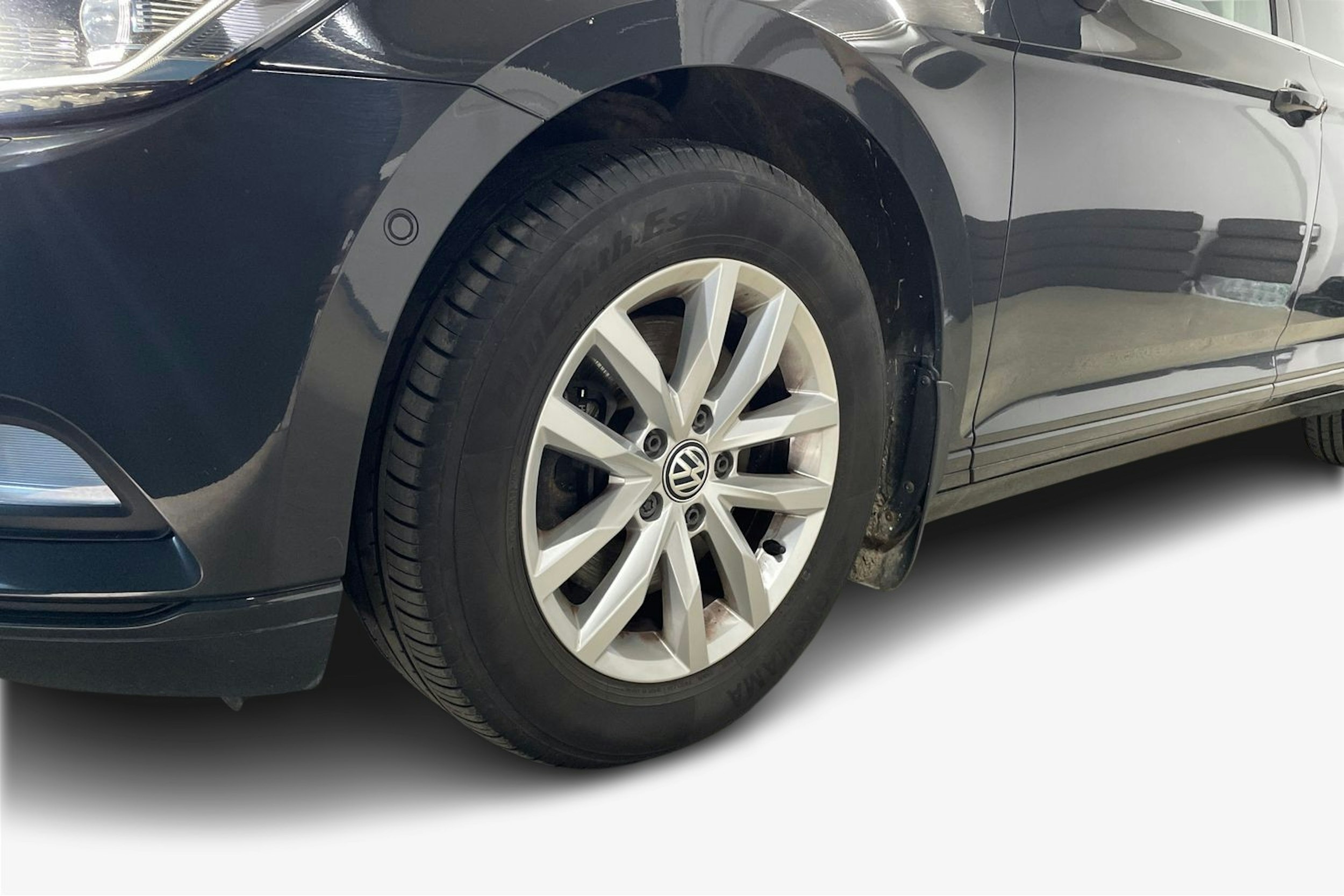 Harmaa Volkswagen PASSAT 2018 kuva 11.