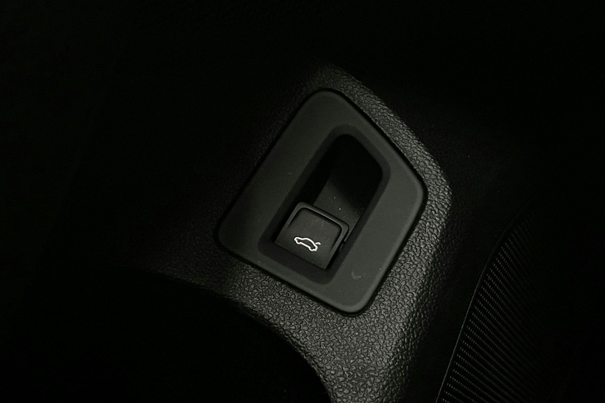Harmaa Volkswagen PASSAT 2018 kuva 18.