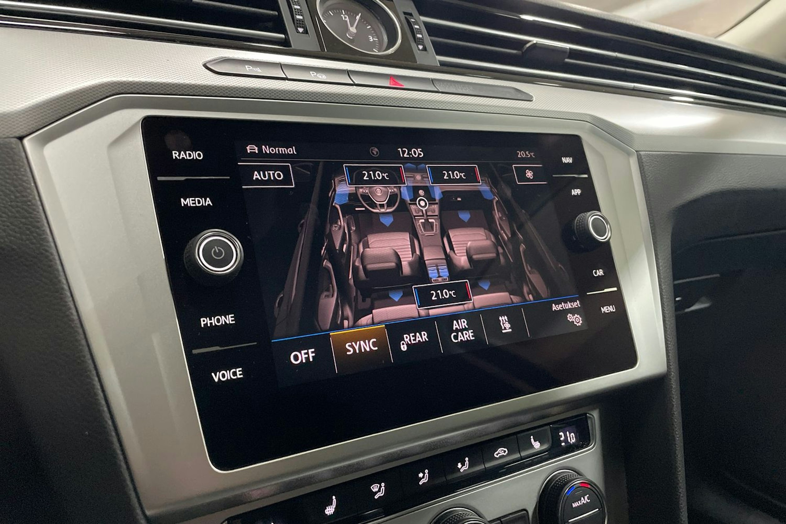 Harmaa Volkswagen PASSAT 2018 kuva 26.