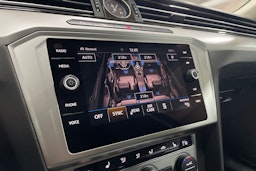 Harmaa Volkswagen PASSAT 2018 kuva 26.