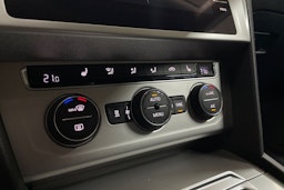 Harmaa Volkswagen PASSAT 2018 kuva 28.