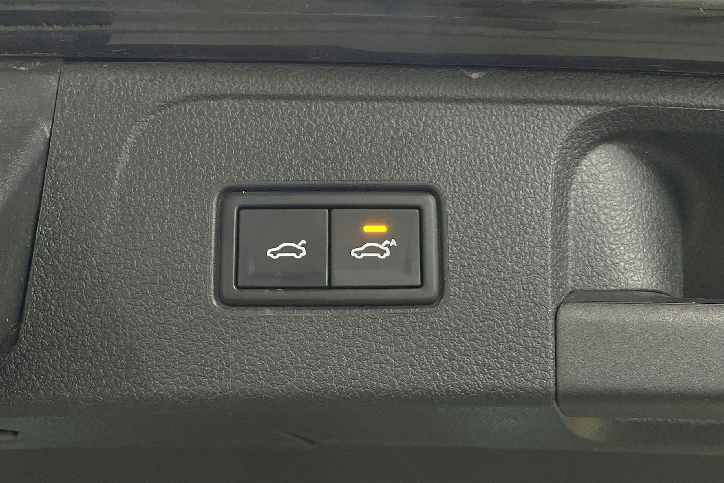 Harmaa Volkswagen PASSAT 2018 kuva 33.