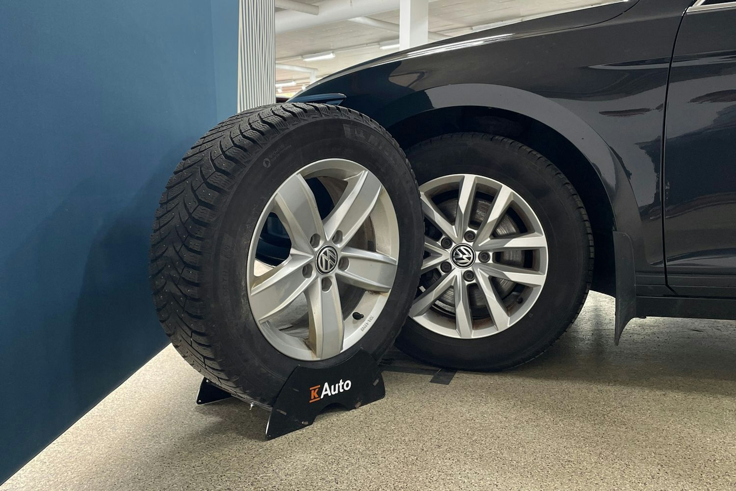 Harmaa Volkswagen PASSAT 2018 kuva 34.