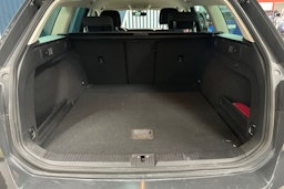 Harmaa Volkswagen PASSAT 2018 kuva 35.