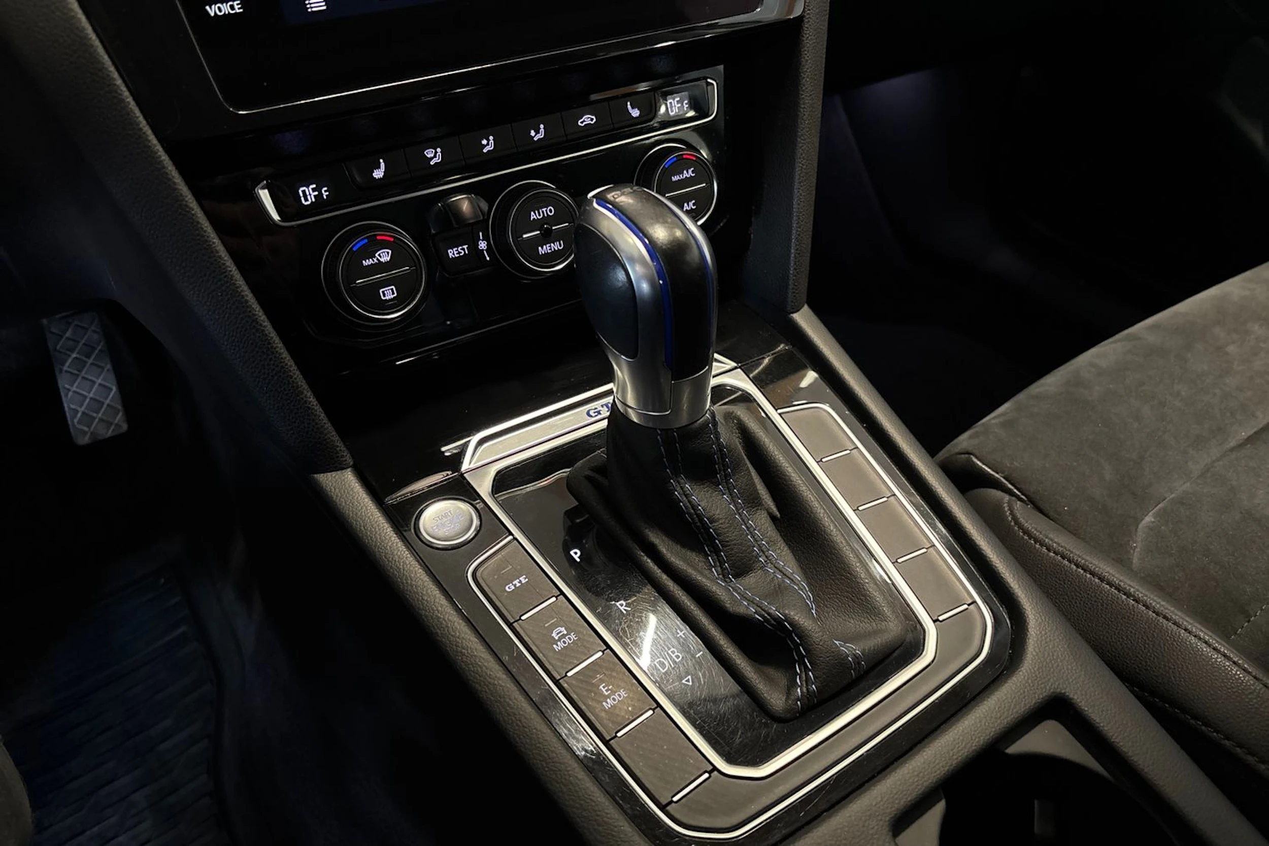 Hopea Volkswagen PASSAT 2018 kuva 19.