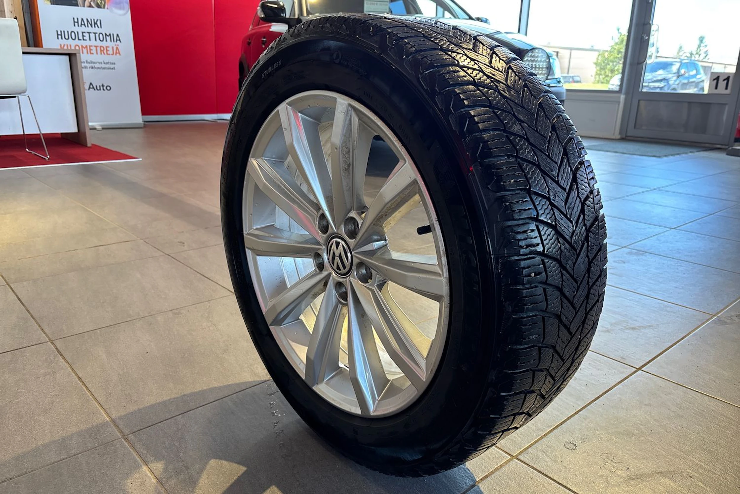 Hopea Volkswagen PASSAT 2018 kuva 21.