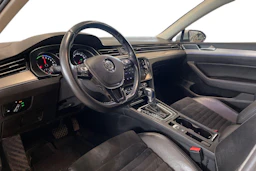 hopea Volkswagen Passat 2018 kuva 6.