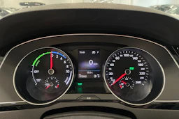 hopea Volkswagen Passat 2018 kuva 14.