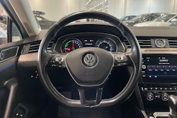 hopea Volkswagen Passat 2018 kuva 20.