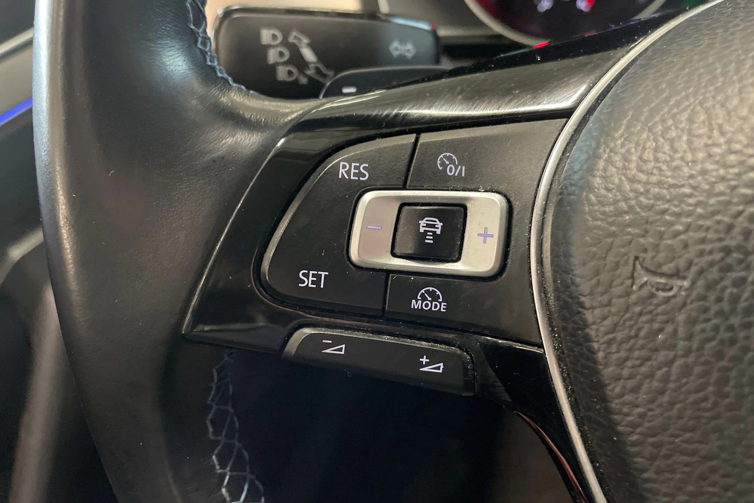 hopea Volkswagen Passat 2018 kuva 22.