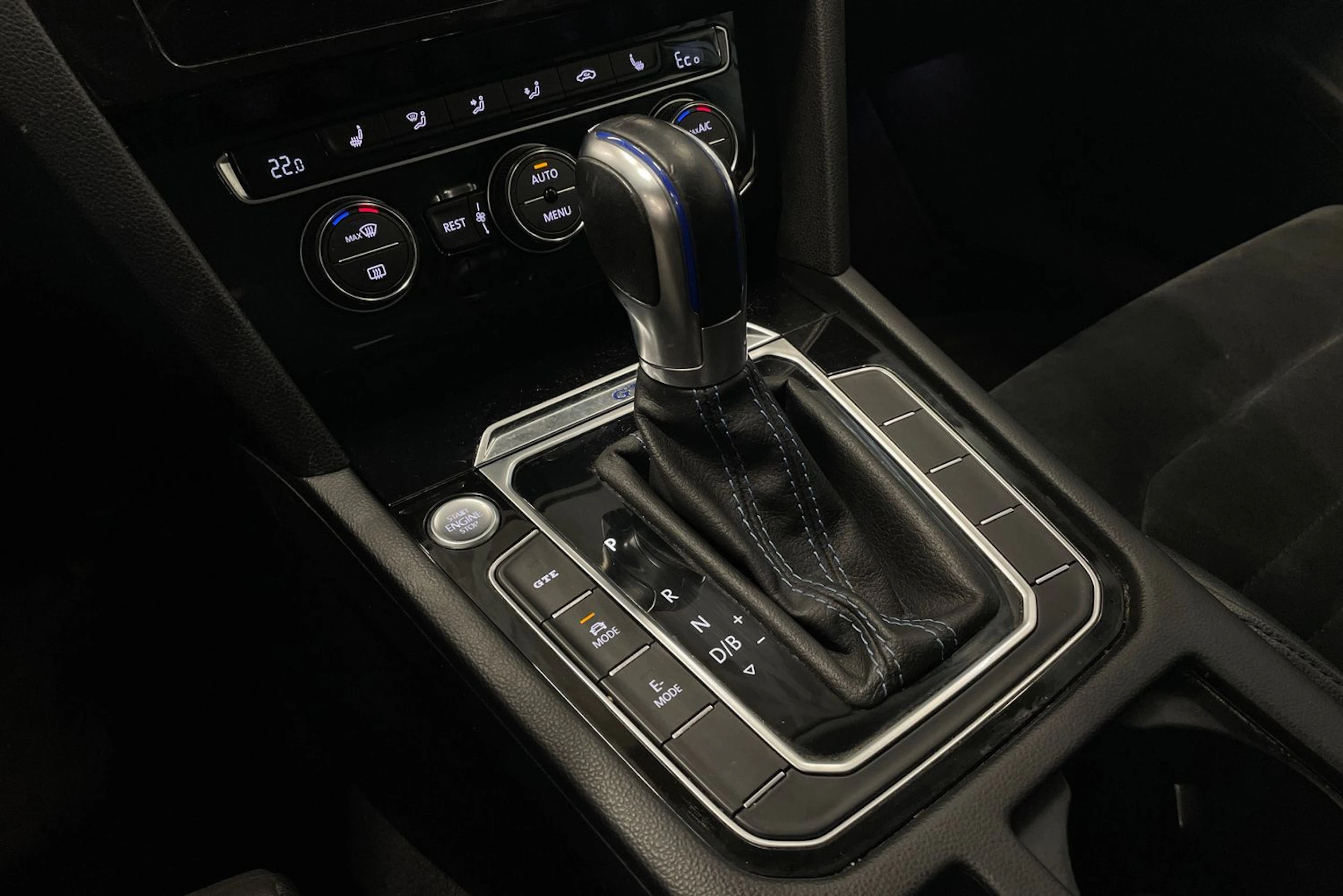 hopea Volkswagen Passat 2018 kuva 23.