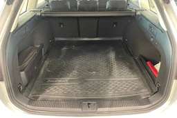hopea Volkswagen Passat 2018 kuva 26.