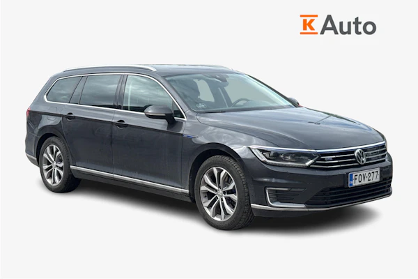 Volkswagen Passat Variant GTE Plug-In Hybrid 160 kW (218 hv) DSG-automaatti