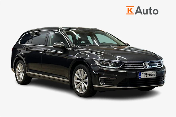 Volkswagen Passat Variant GTE Plug-In Hybrid 160 kW (218 hv) DSG-automaatti