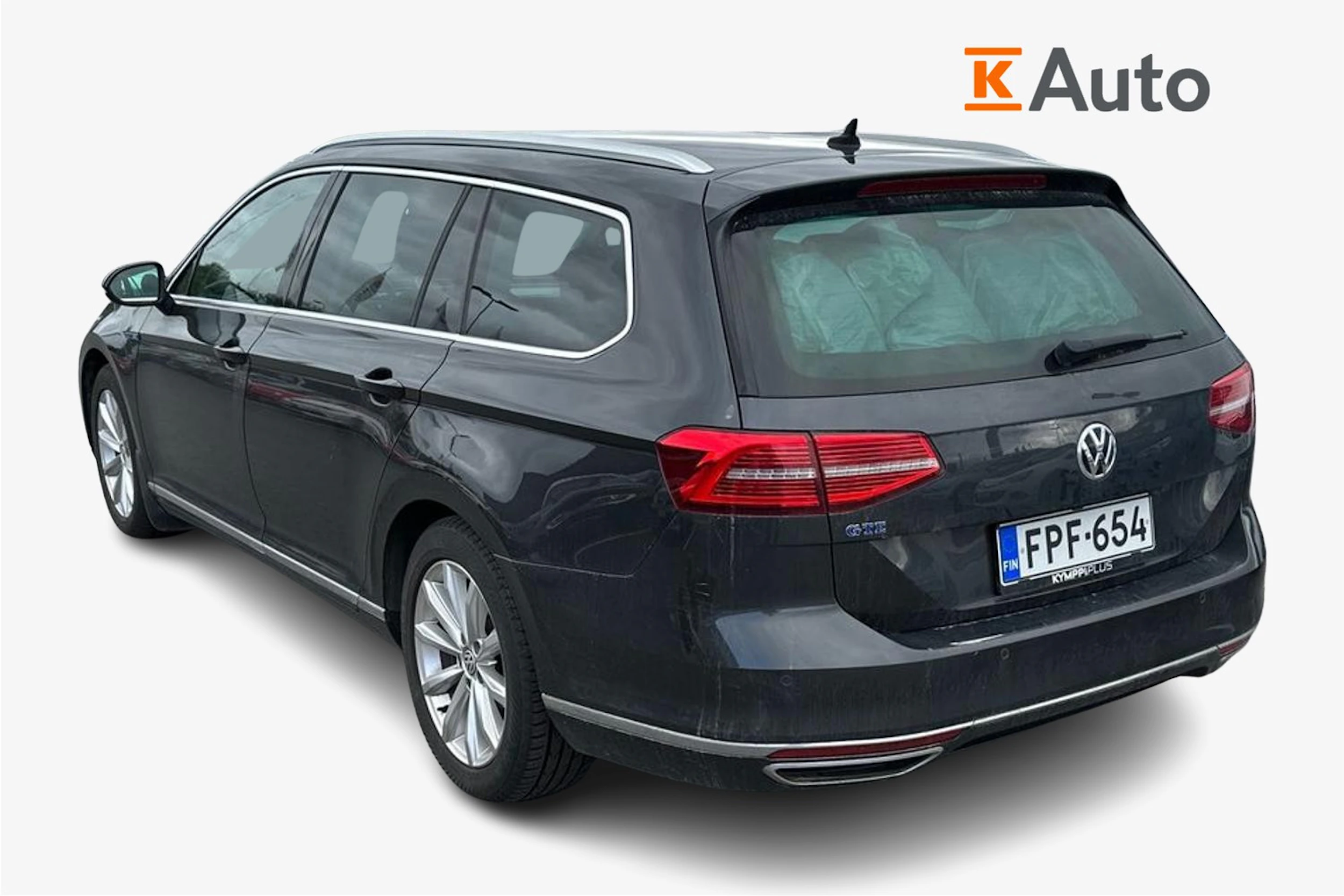 harmaa Volkswagen Passat 2018 kuva 2.