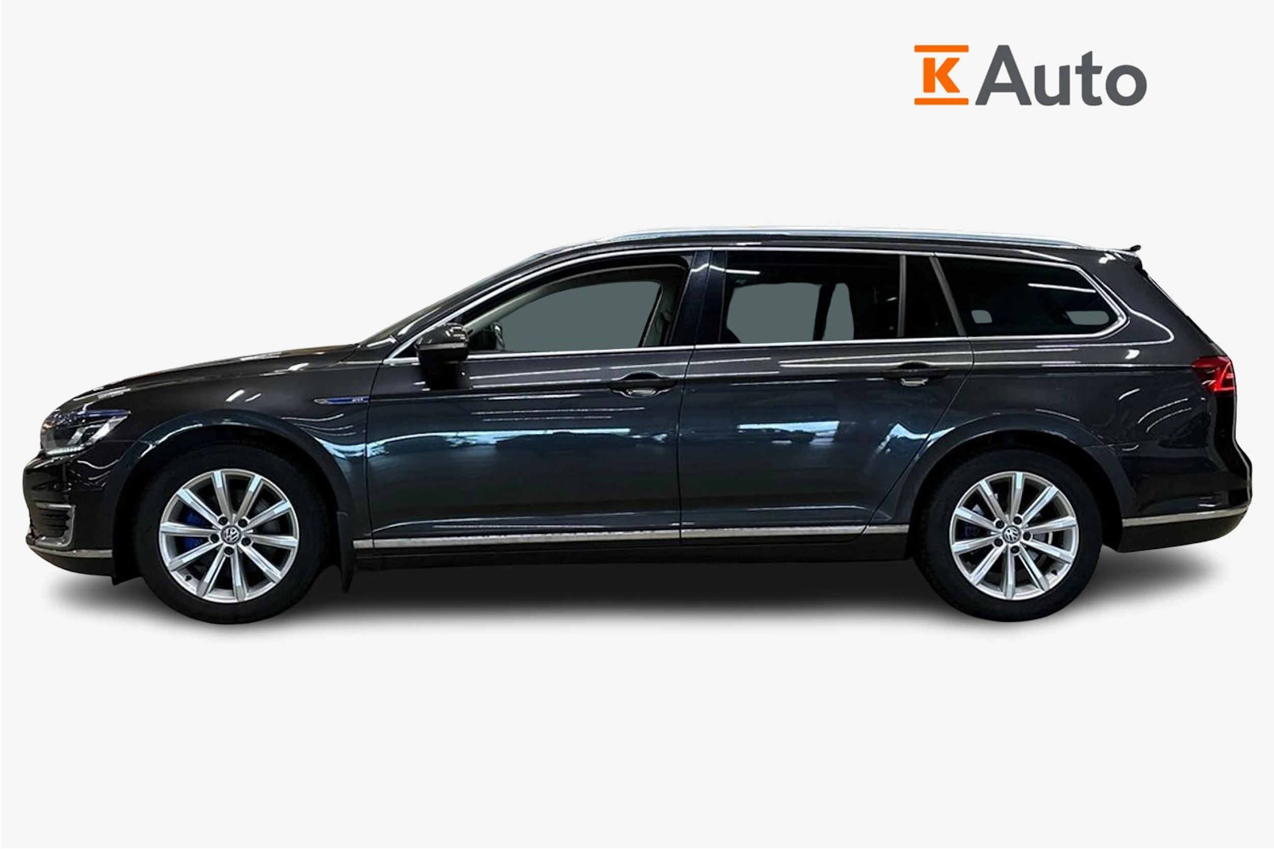 harmaa Volkswagen Passat 2018 kuva 5.