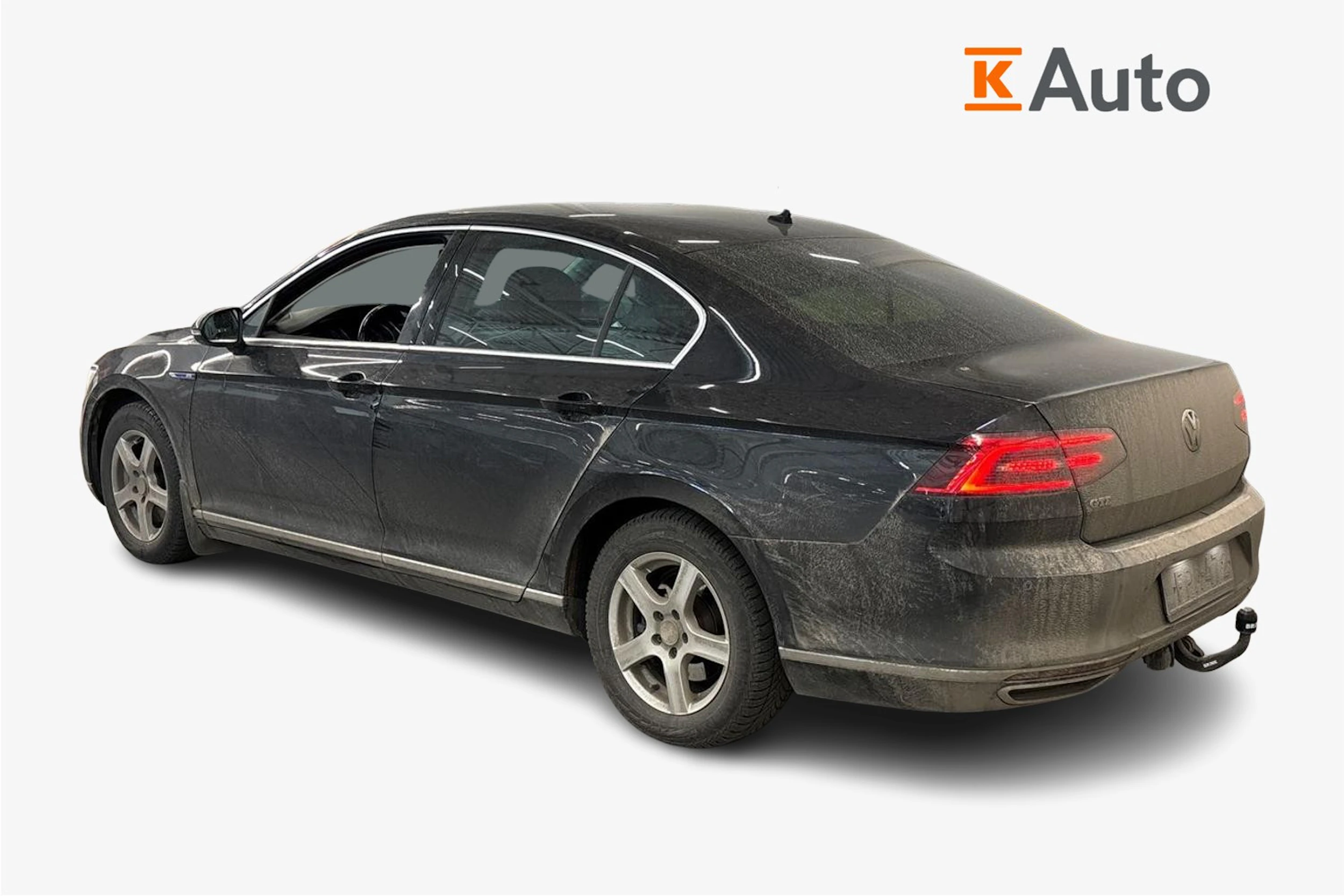 musta Volkswagen Passat 2018 kuva 2.