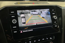 musta Volkswagen Passat 2018 kuva 18.