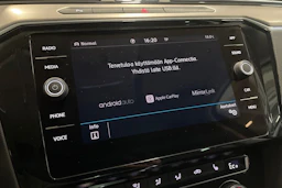 musta Volkswagen Passat 2018 kuva 21.