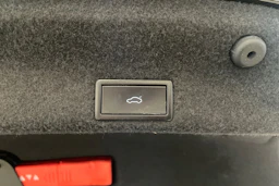 musta Volkswagen Passat 2018 kuva 33.