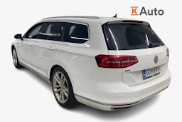 Valkoinen Volkswagen PASSAT 2018 kuva 2.