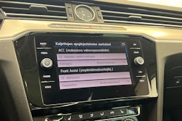 Valkoinen Volkswagen PASSAT 2018 kuva 23.