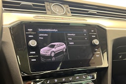 Valkoinen Volkswagen PASSAT 2018 kuva 26.