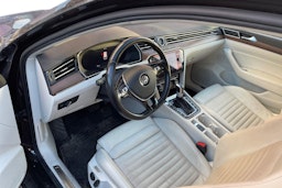 musta Volkswagen Passat 2018 kuva 3.